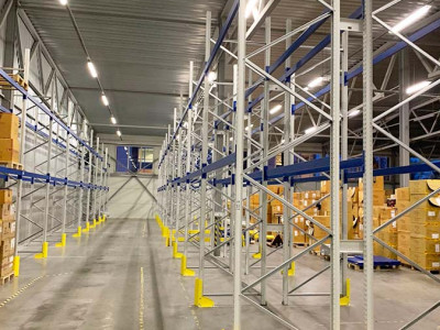 Warehouse shelf delivery and installation